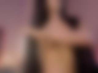 Live cam show with Jesscollen - Tease on Camsoda