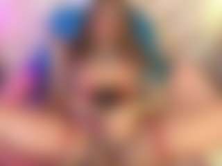 Live cam show with DAKOTAROSEE - Smoking on slutload