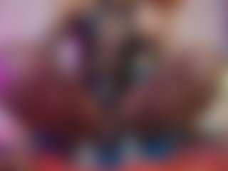 Live cam show with DAKOTAROSEE - Teen (18+) on livesuperchat.net