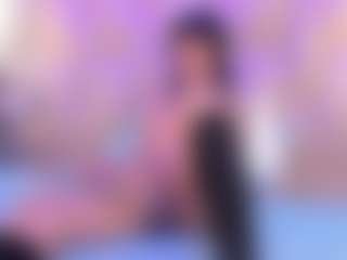 Live cam show with Madison Wood - Canadian on Latina Girls | colombia