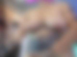 Live cam show with milley-rose - Public Curvy on TeamSkeetLive