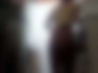 niniwild's Live Sex Cam Show