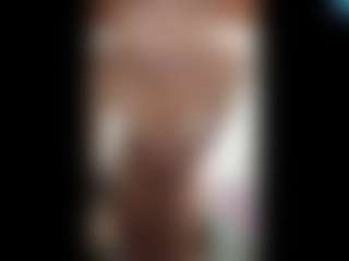 niniwild's Live Sex Cam Show