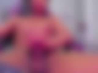 SilvanaCapelli's Live Sex Cam Show