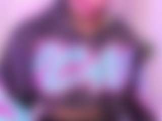 Live cam show with SilvanaCapelli - British on TeamSkeetLive
