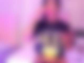 Live cam show with SilvanaCapelli - Small Tits on LiveSexCams6