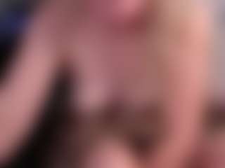 Live cam show with Kassie G - Gagging on Camsoda