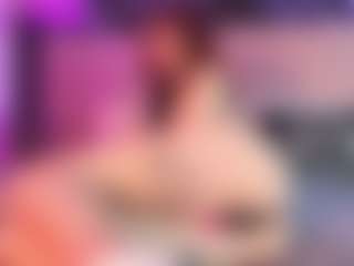 Live cam show with Alix Red Hair - Shaved on xplaylive.com