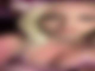 evelynblaze's Live Sex Cam Show