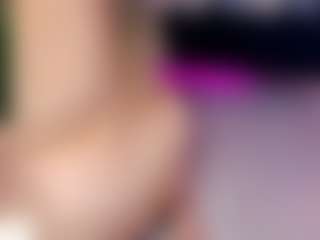 Live cam show with lenah-smith - Plug on CamClone