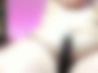 Live cam show with lenah-smith - Riding on Stripli.com