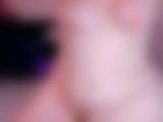 Live cam show with lenah-smith - Shaved Pussy Mature on Mixed Magazine Live