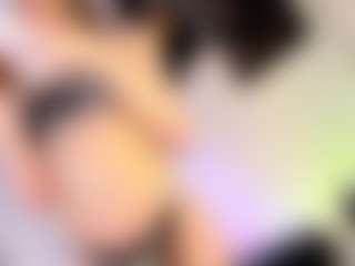 Live cam show with Alexia-corleoni - Smoking on madthumbs