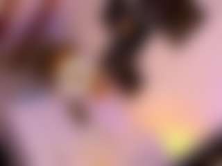 Live cam show with Alexia-corleoni - Average on AdultVida.com