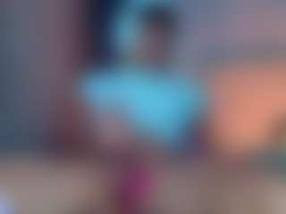 Live cam show with JuliaBulette - Orgasm on sexylive.show