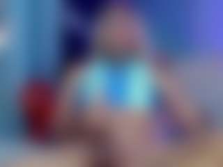 Live cam show with JuliaBulette - Tease on CamClone