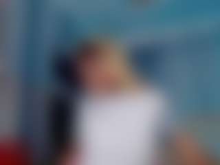 Live cam show with JuliaBulette - White on Mixed Magazine Live | colombia