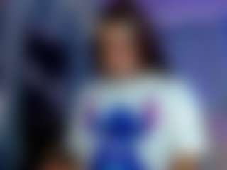 Live cam show with JuliaBulette - Black Hair on TeamSkeetLive