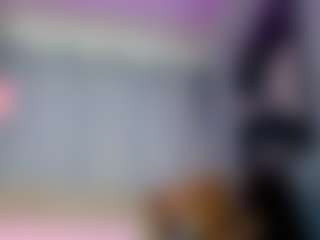Live cam show with JuliaBulette - Lean on Camsoda