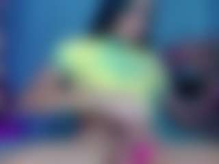 Live cam show with JuliaBulette - White on Camsoda | colombia