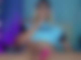 Live cam show with JuliaBulette - Tease on Camsoda