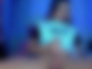 Live cam show with JuliaBulette - Black Hair on sexylive.show
