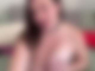 AnaBella Asster's Live Sex Cam Show