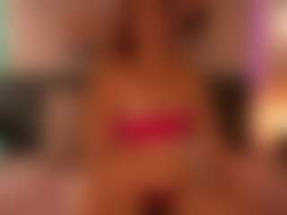 Live cam show with LouiseMiler - Dominatrix on UwU Esports