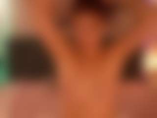 Live cam show with LouiseMiler - Slave on sexylive.show