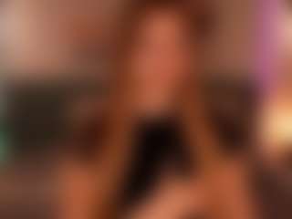 Live cam show with LouiseMiler - Living Room on Dolls Live