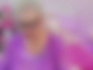 Live cam show with KayleSmoll - Grey on Fapmatic.com