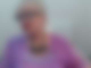 Live cam show with KayleSmoll - Granny Squirt on x69.live