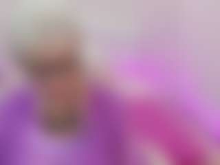 Live cam show with KayleSmoll - Asian Granny on wildcum.com