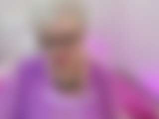 Live cam show with KayleSmoll - Granny Blonde Hair on CamClone