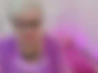 Live cam show with KayleSmoll - Granny Dildo on googirlz