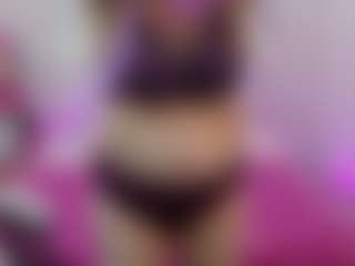 Live cam show with KayleSmoll - Grey on Streamer API