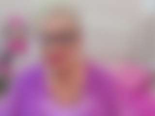 Live cam show with KayleSmoll - Granny Big Tits on studioflirtlive.com