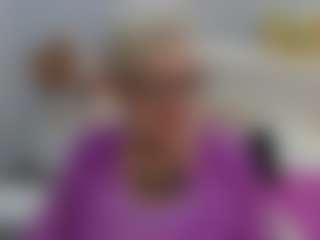 Live cam show with KayleSmoll - Granny Dildo on CSO-WL