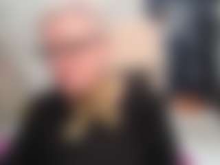 Live cam show with KayleSmoll - Grey on live.xheat.ai