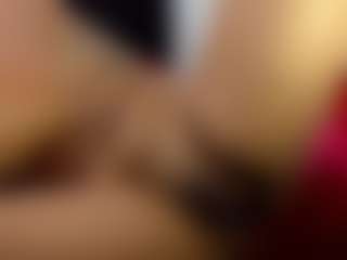 Live cam show with isamey1 - Average on makecum.org