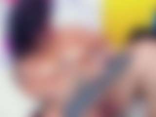 Live cam show with kateortega - Glasses on Camiplay Live