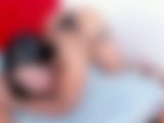 Live cam show with daniikbiigg - Black Toys on madthumbs