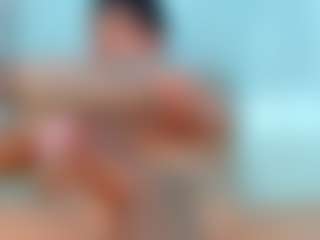 Live cam show with laura_sweet - Black Hair on thefappeningchat.com