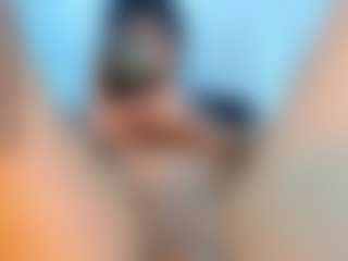 Live cam show with laura_sweet - Hazel Eyes on livesuperchat.net