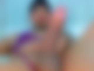 Live cam show with laura_sweet - Black Hair on Livezox