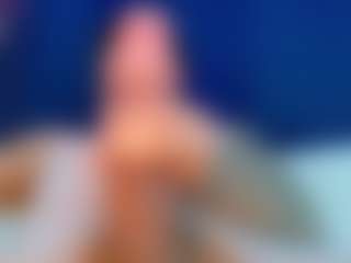 Live cam show with laura_sweet - Black Hair on Strip Flash - Live Sex Shows
