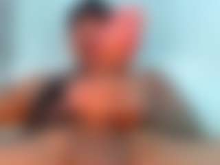 laura_sweet's Live Sex Cam Show
