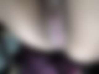 Alessia-sebertt's Live Sex Cam Show