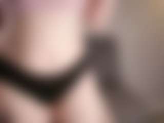 Live cam show with Samantha - Fingering MILF on Camsoda