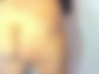 Live cam show with DaianaLutzRx - Thick on StripNow